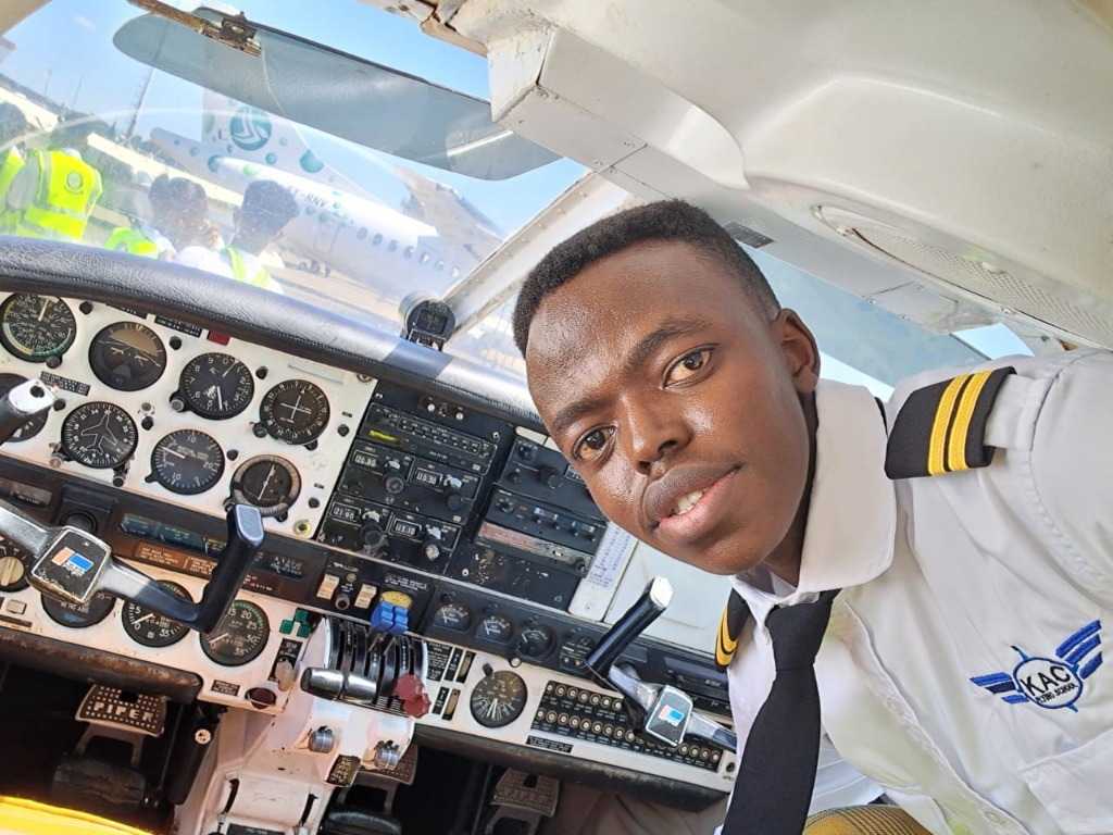 Cockpit Flight Instruments